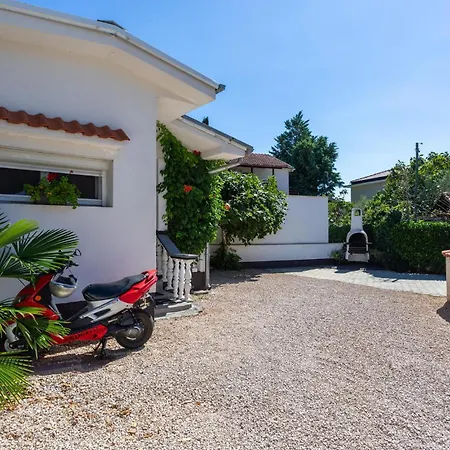 דירה Awesome In With Wifi