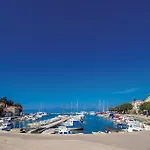 Apartament Awesome In With Wifi Malinska